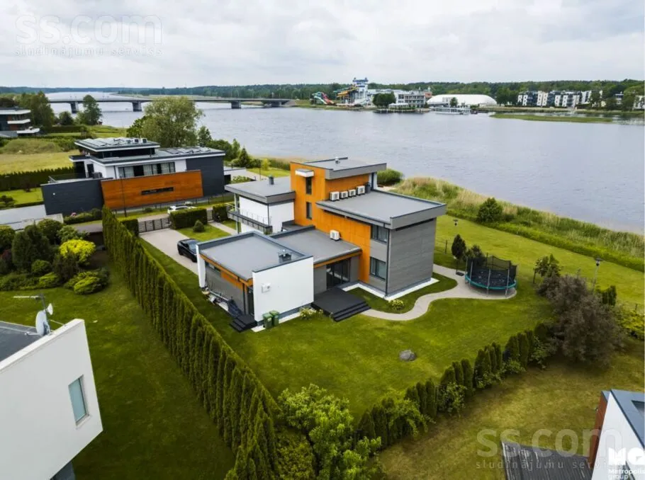 5-toaline maja asukohas Jūrmala