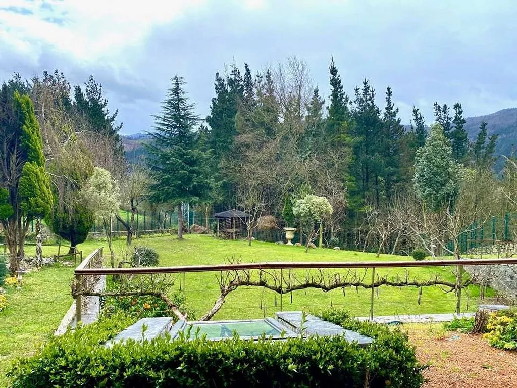 Giardino - Detached Villa with Pool in Olaberria