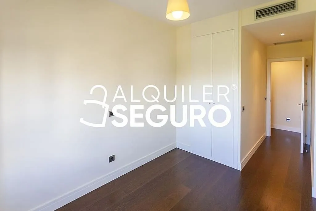 Toad - Apartment with Pool and Terrace in Valdebebas