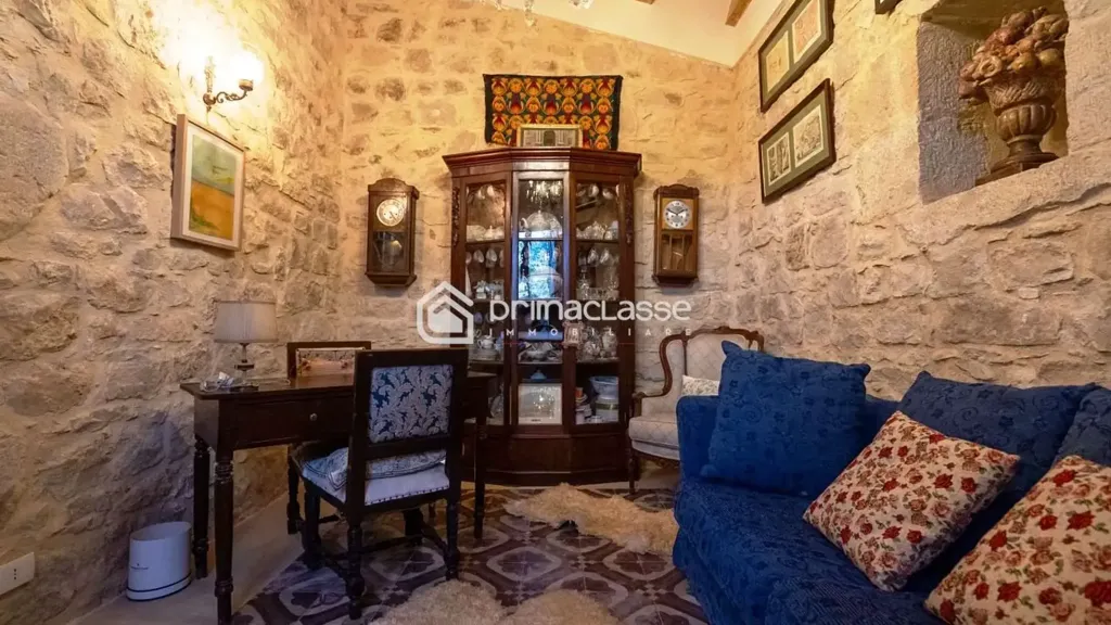 Soggiorno - Restored Casale with Pool in Modica Sorda