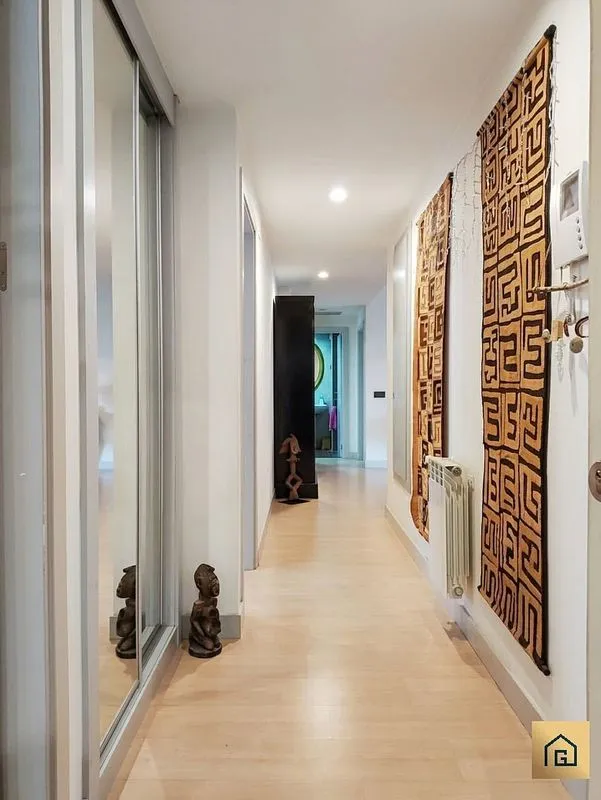 Entrée - Modern Flat with Park View in Madrid
