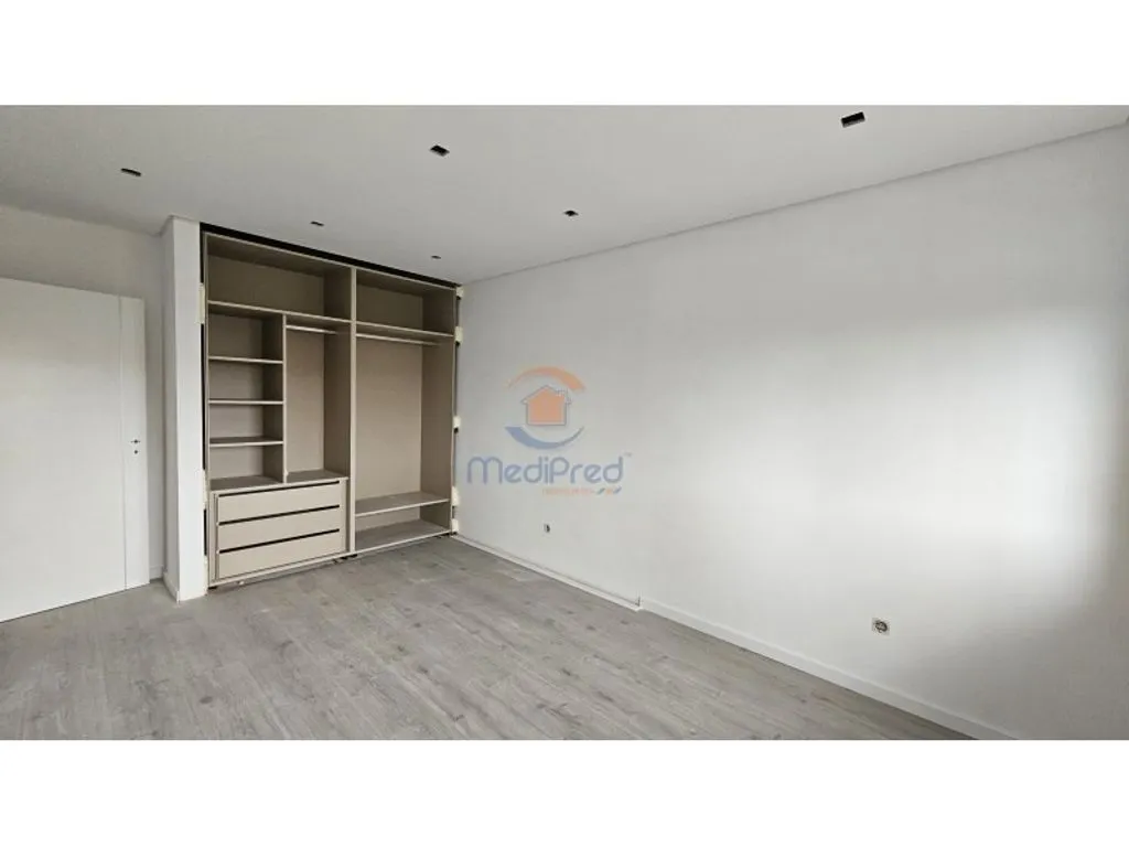 Stanze - Luxury Flat with Parking in Montijo, Setúbal