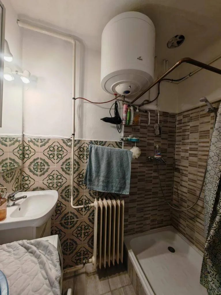 Bagni - House Part with Lake Proximity in Tata