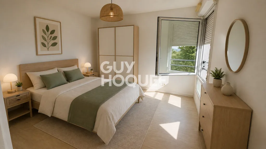 Bedrooms - 2-Bedroom Flat with Balcony in L’Isle-d’Abeau