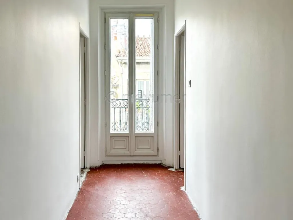 Hallway - Duplex Flat with Balconies in Marseille