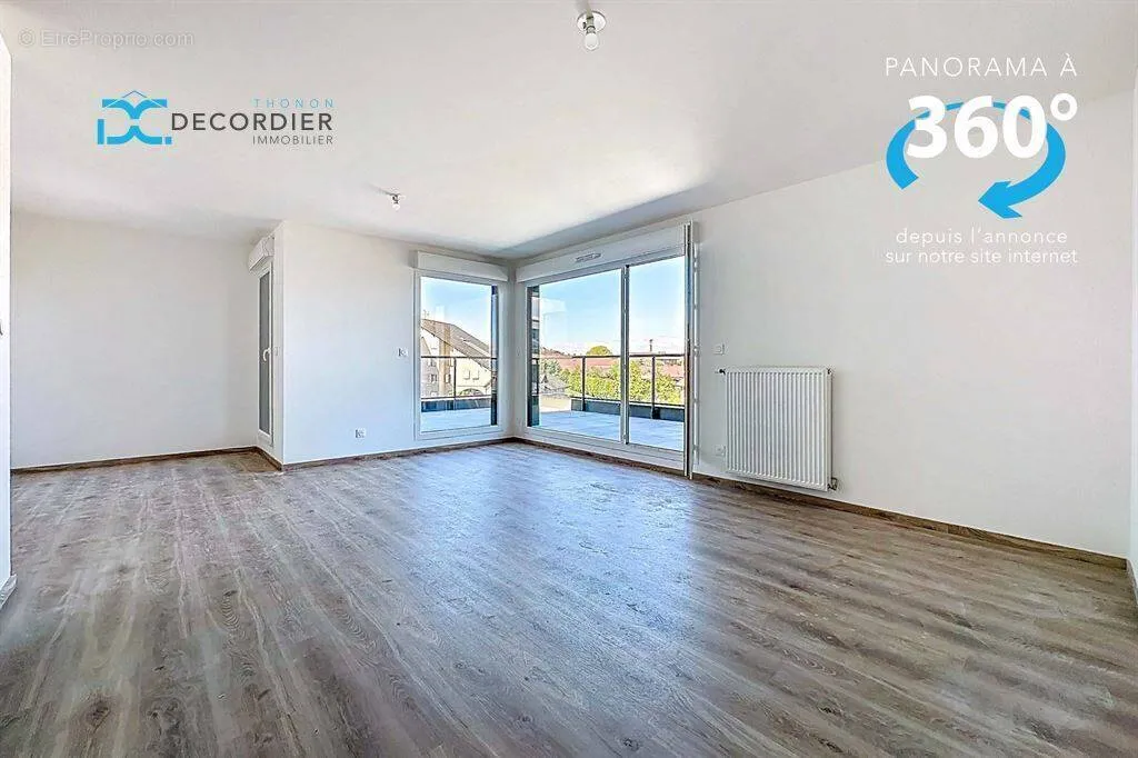 Soggiorno - Apartment with Terrace and View in Thonon-les-Bains