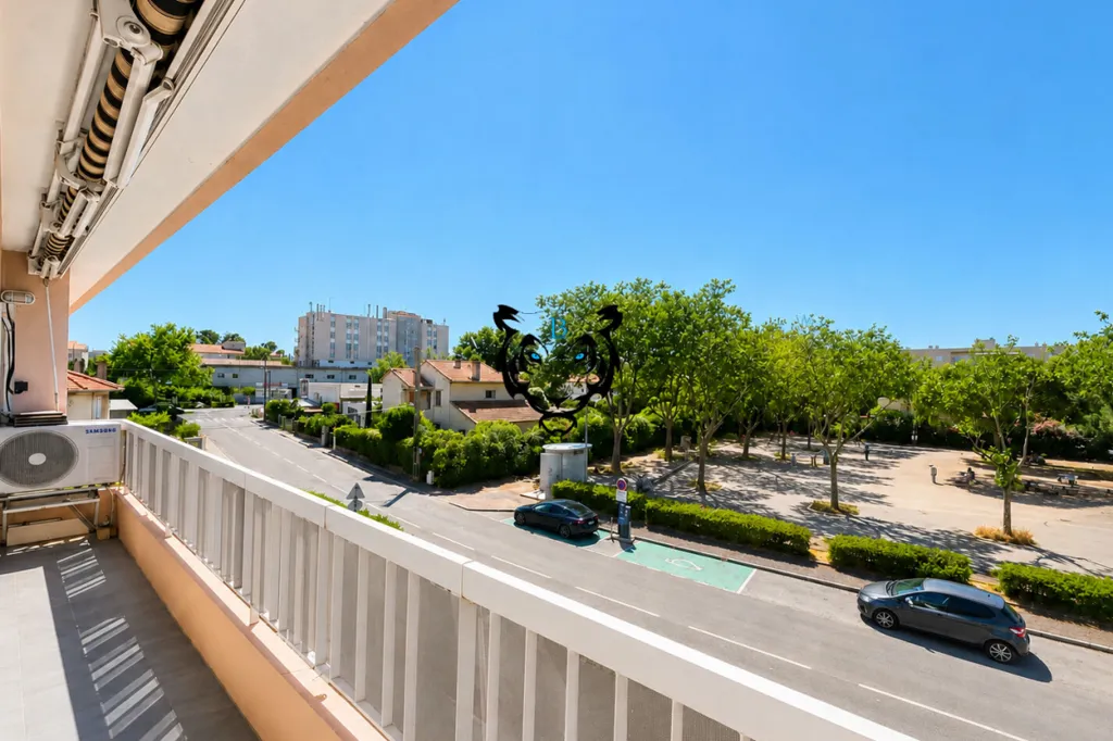 Balcone - 3-Bed Apartment with Sea View in Fréjus