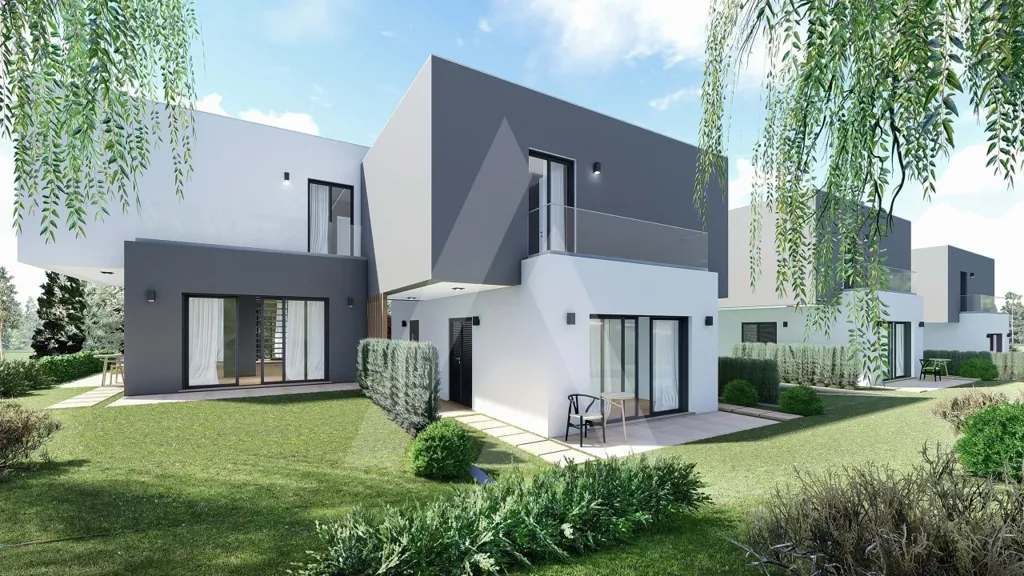 Linked Villa with Golf Course View in Silves