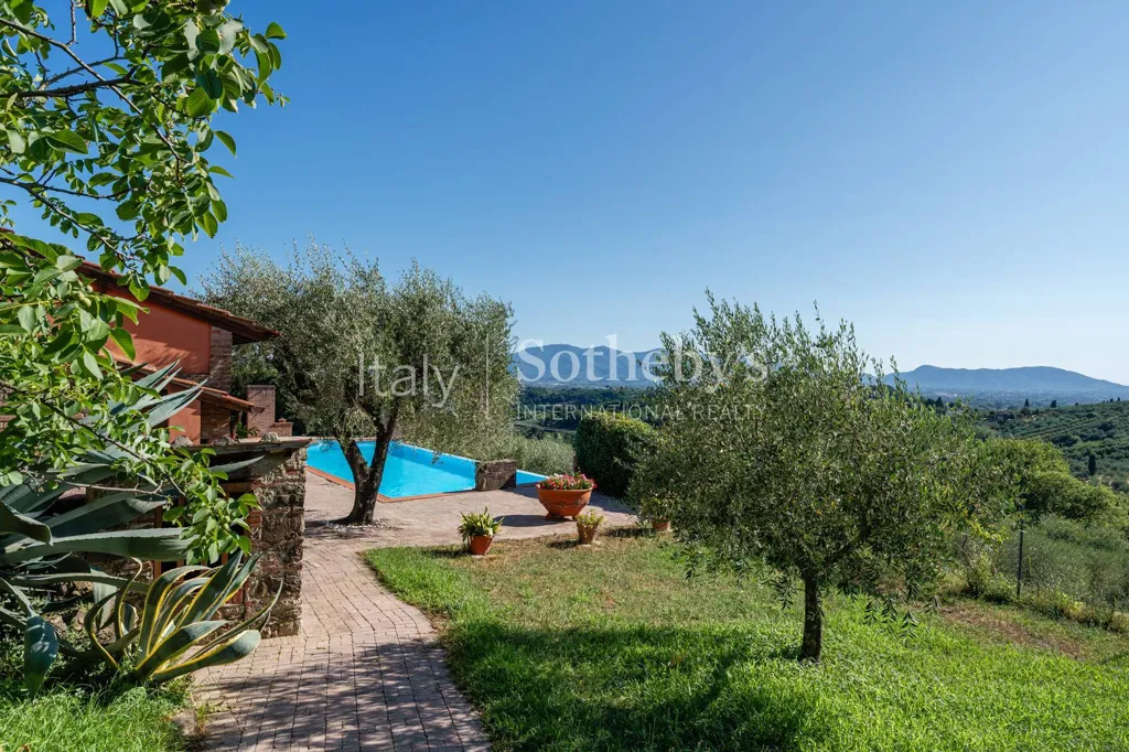Jardin - Tuscan Farmhouse with Panoramic View near Lucca