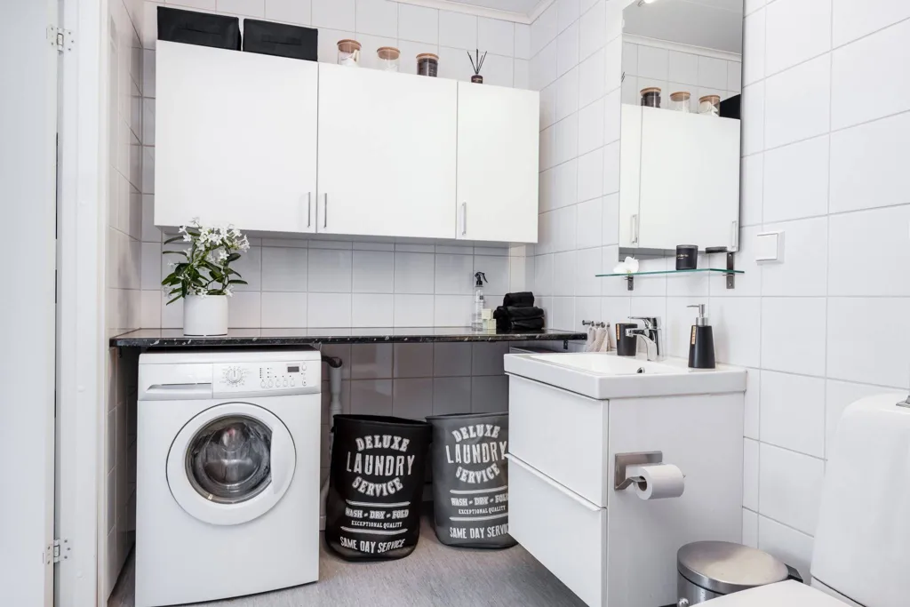 Vannitoad - Apartment with Balcony in Terra Nova, Visby