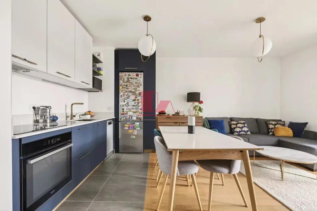 Köök - Compact 3-Bed Flat with Balcony in Issy Centre