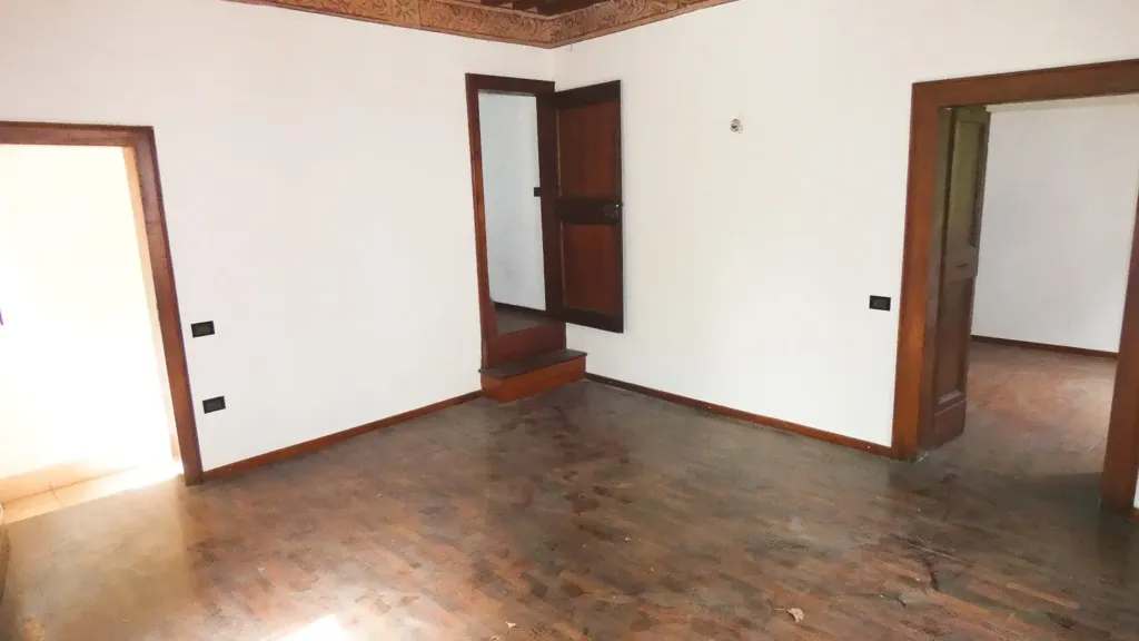 Pièces - Characterful Townhouse with Garden Access in Fabriano