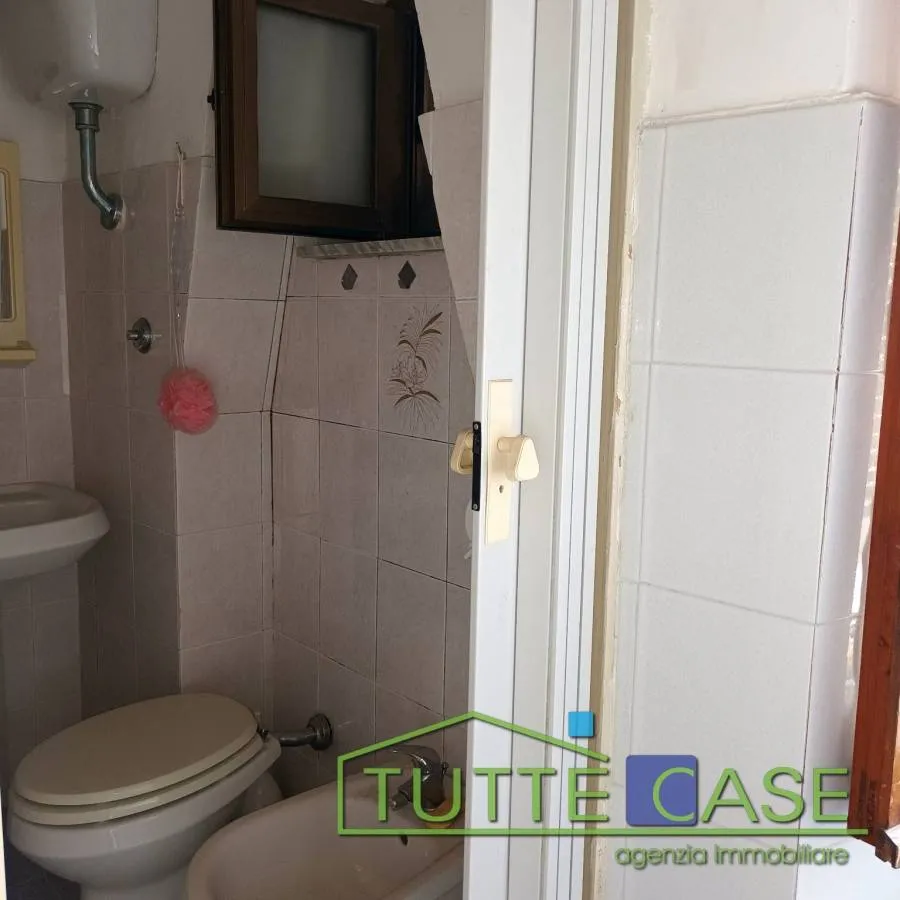 Salles de bain - Two-Room Apartment with Panoramic Views in Norma