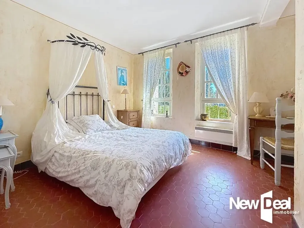 Magamistoad - Authentic Bastide with Jacuzzi in Tourrettes