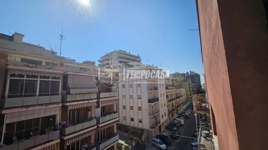 Balcony - Student-Friendly Flat near Messina University