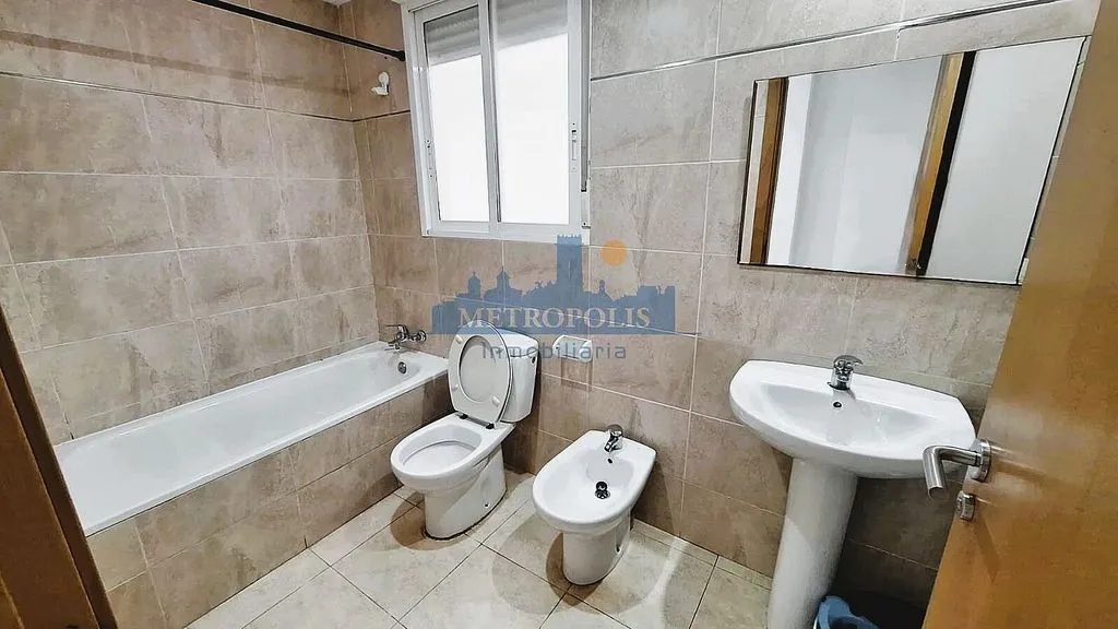 Vannitoad - Seafront Apartment with Balcony in Burriana