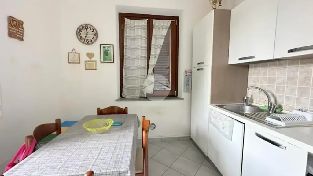 Cuisine - Renovated Apartment with Courtyard in Savigliano