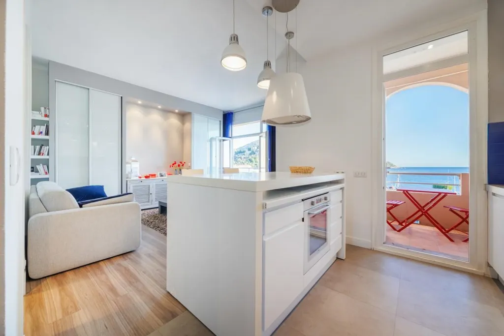 Kitchen - Renovated Apartment with Sea View in Cassis