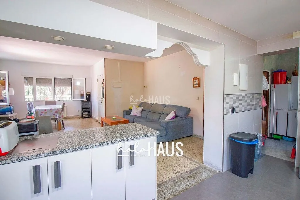 Kitchen - Chalet with Pool and Terrace in Calalberche