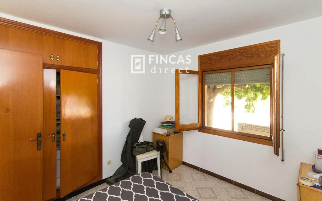 Chambres - Detached Chalet with Fireplace in Deltebre