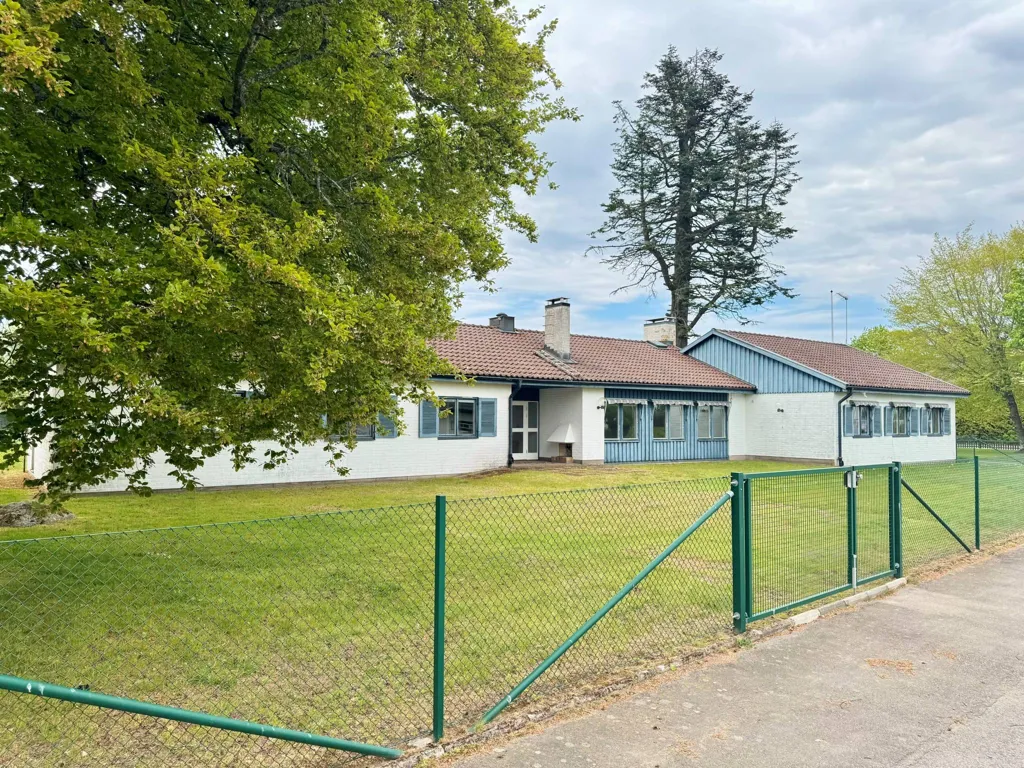 Extérieur - Commercial Space with Garden in Väckelsång