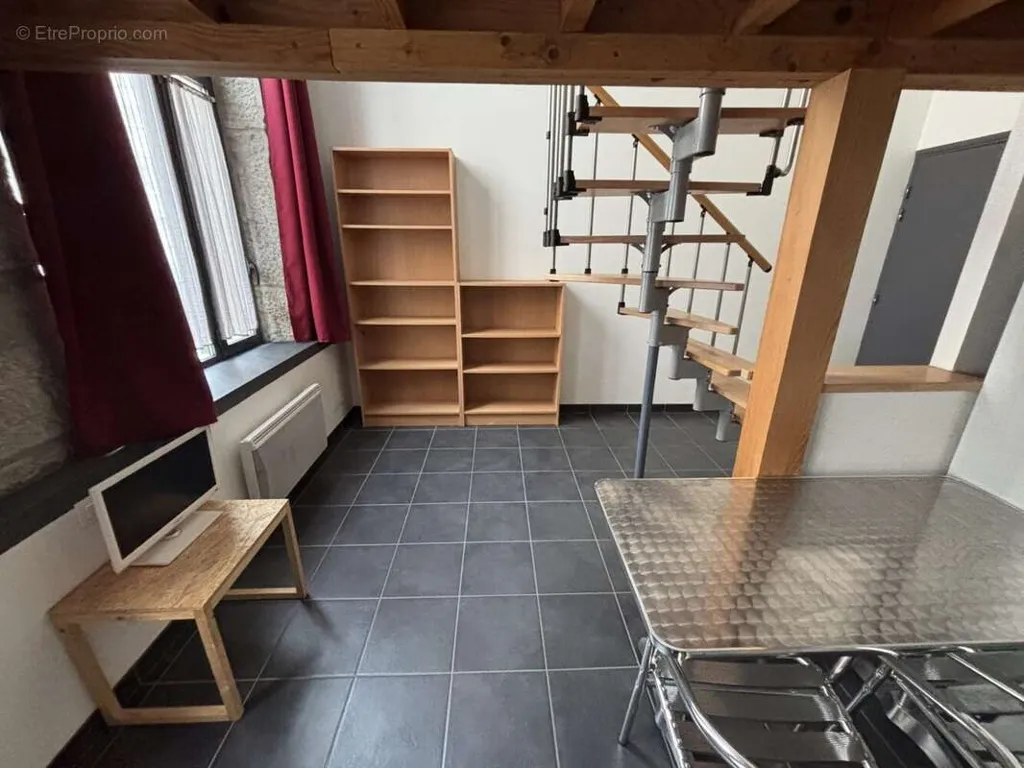 Salle à manger - Appartement Duplex Meublé à Saint-Étienne