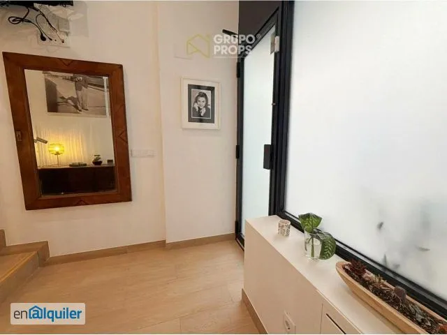 Esik - Reformed Duplex Flat in Chamberí