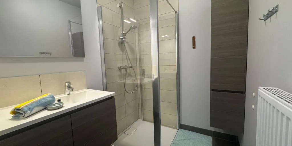 Salles de bain - Appartement Instapklaar avec Terrasse à Poperinge
