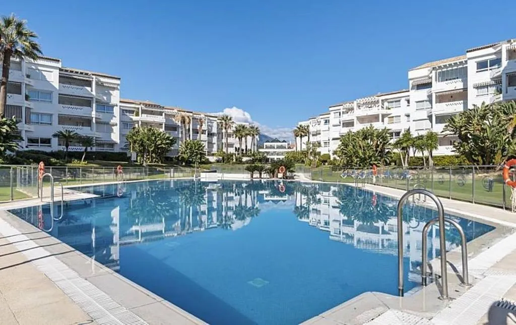 Bassein - Luxury Apartment with Pool in Puerto Banús
