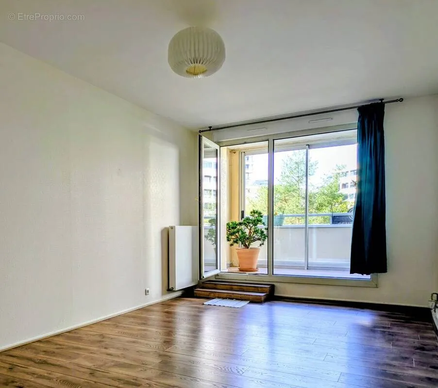 Toad - Renovated Flat with Terrace in Rennes