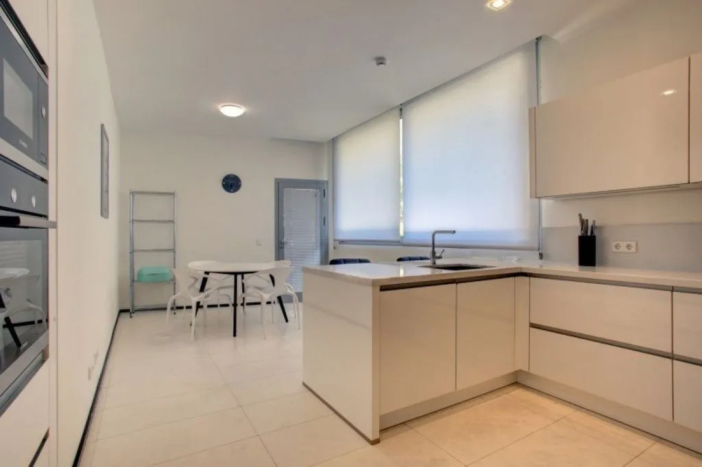 Kitchen - Semi-Detached Villa with Sea Views in Marbella
