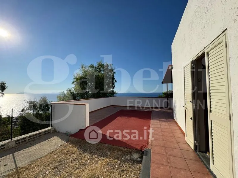 Terrasse - Panoramic Bilocale with Sea View in Marmora, Messina