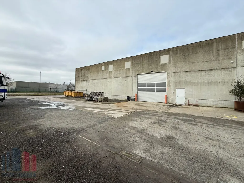 Extérieur - Bâtiment Industriel à Louer près de l'E40 à Aalter
