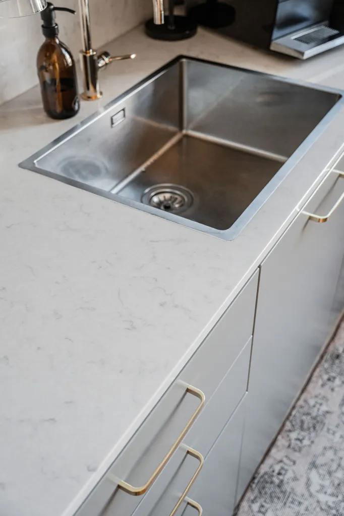 Cuisine - Renovated Flat with Jugend Style in Uppsala