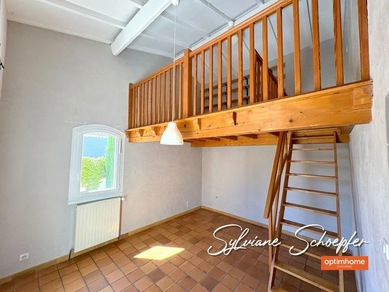 Pièces - Maison avec Piscine et Bureau à Montélimar