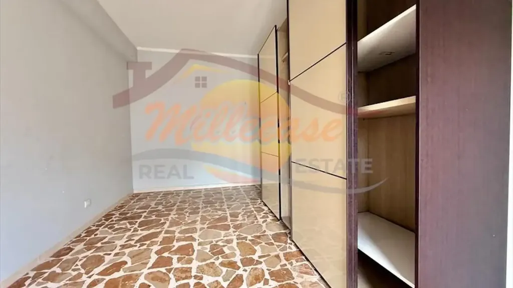 Pièces - Apartment with Balcony in Siracusa