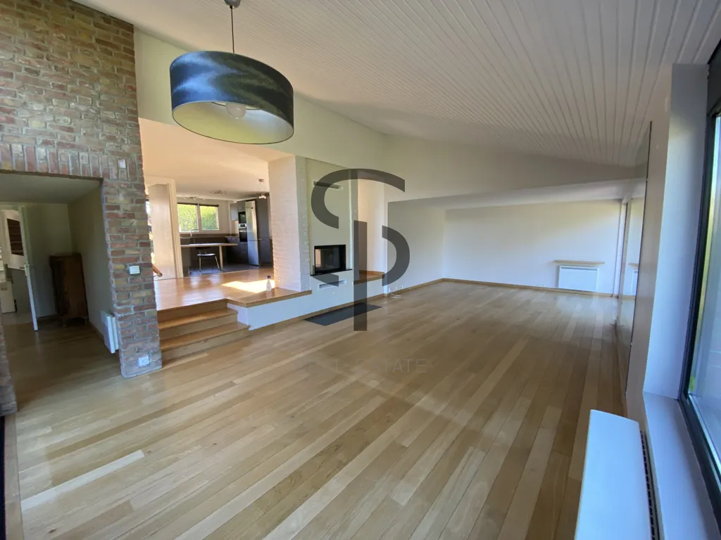 Séjour - Maison avec Vue Golf et Terrasse à Brigode