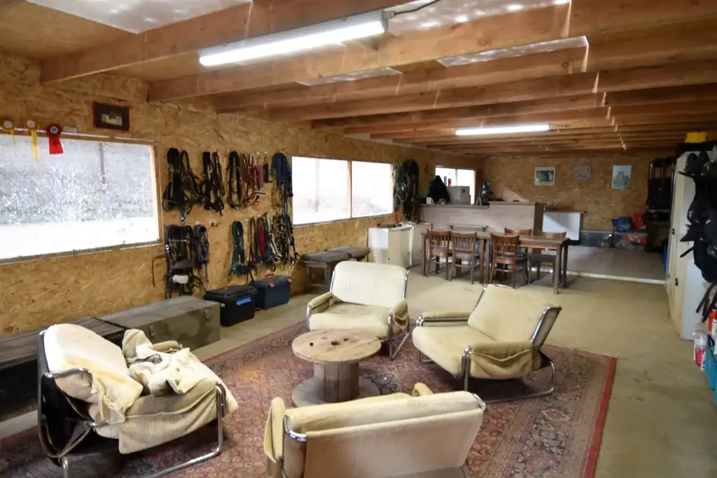 Garage - Rural Estate with Leie View in Kuurne