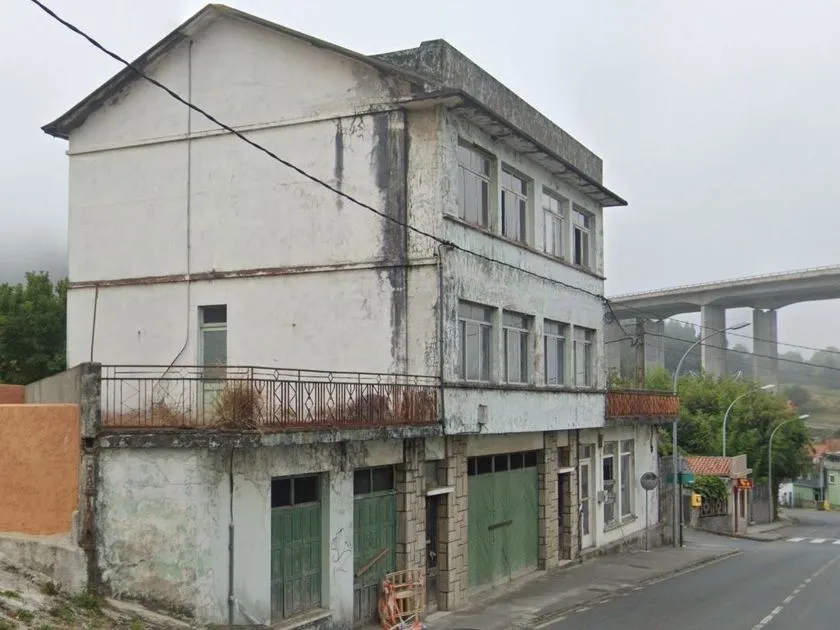 Välivaade - Chalet with Garage in Fene, Coruña