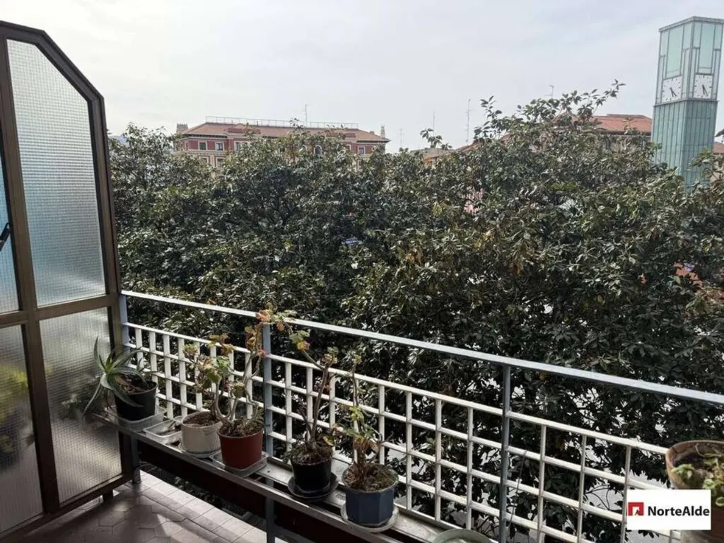 Balcon - Apartment with Balcony and Terrace in Arrontegi Centre