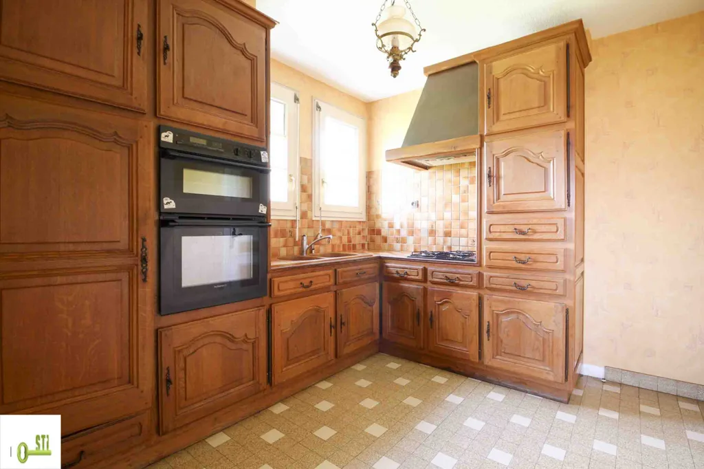 Cuisine - Maison avec Jardin et Dépendances à Dammarie-sur-Loing