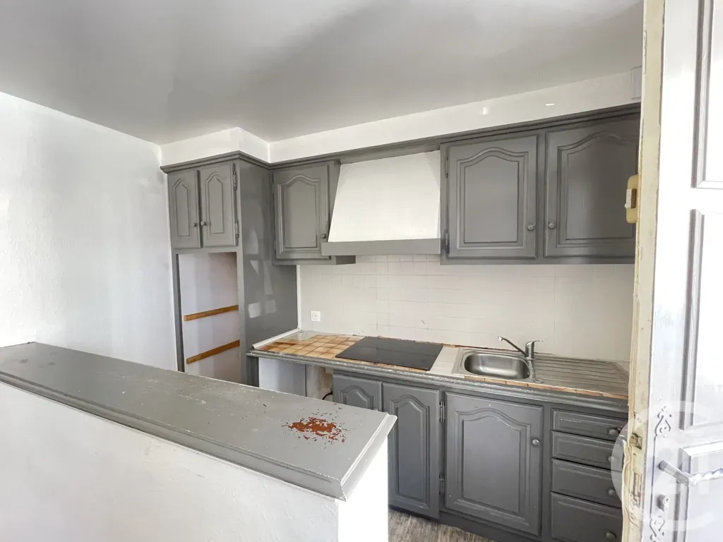 Cuisine - Maison 2 Pièces avec Cour à Graulhet