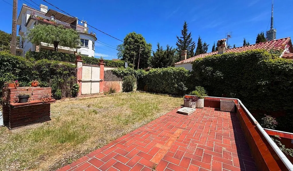 Aed - Chalet with Garden and Terrace in Vallvidrera