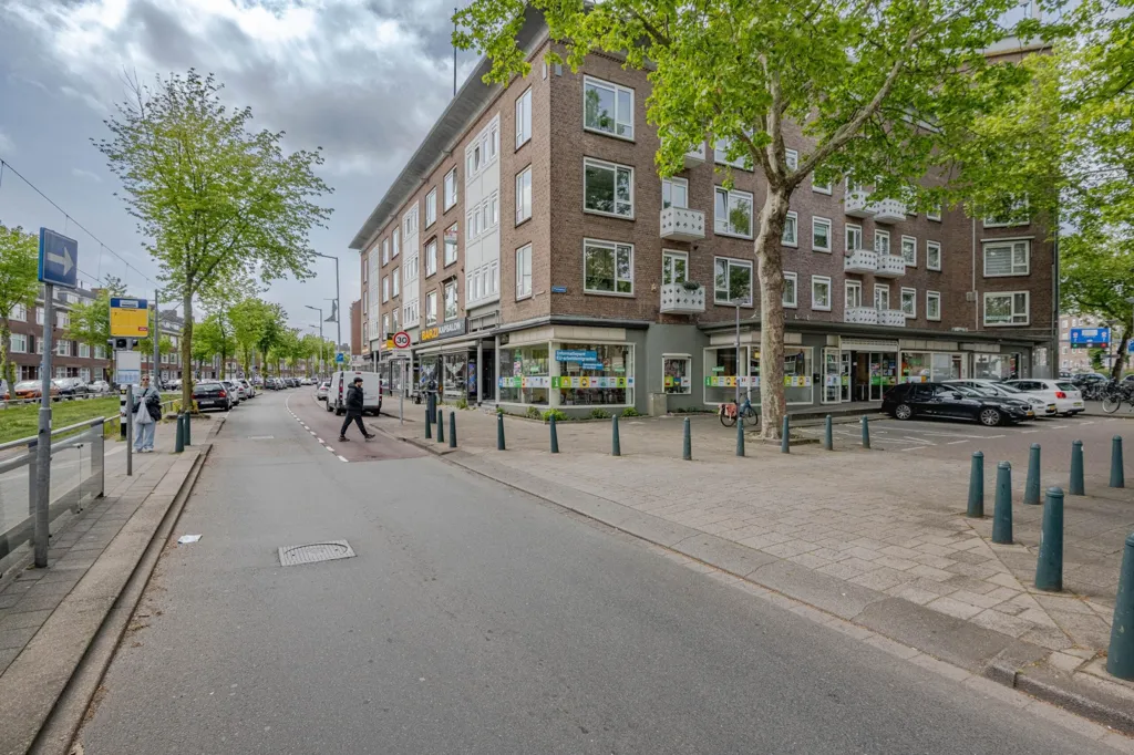 Esterno - 3-Bedroom Apartment with Loggia in Rotterdam
