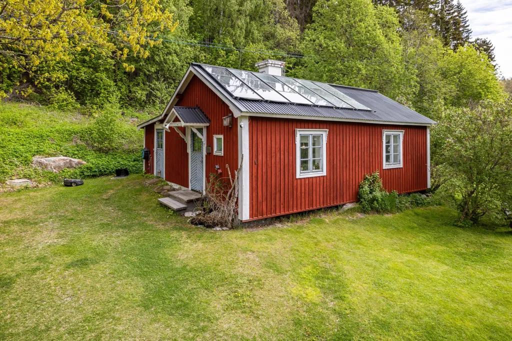 Extérieur - Historic Villa with Forest View in Västloning