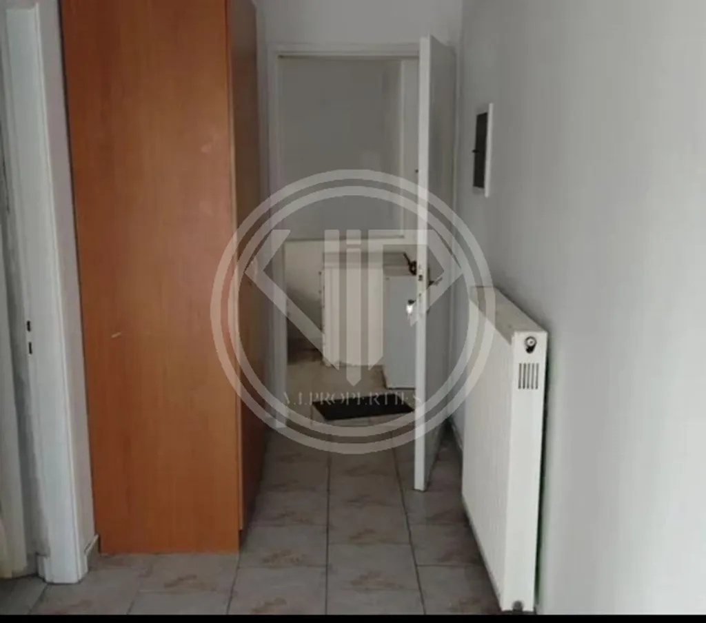 Esik - Studio with Unobstructed View in Botanikos