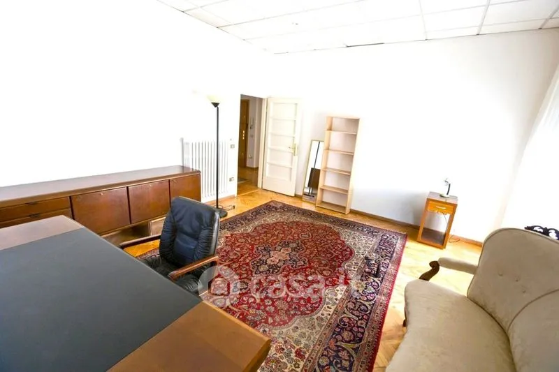 Office - Apartment with Balcony in Trento