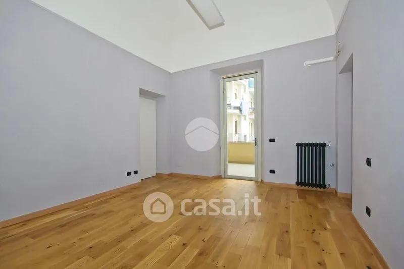 Stanze - Central Flat with Terrace in Bra