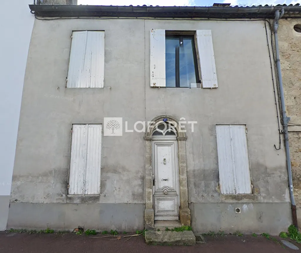 Extérieur - Maison Mitoyenne avec Jardinet en Centre-Ville de Langon