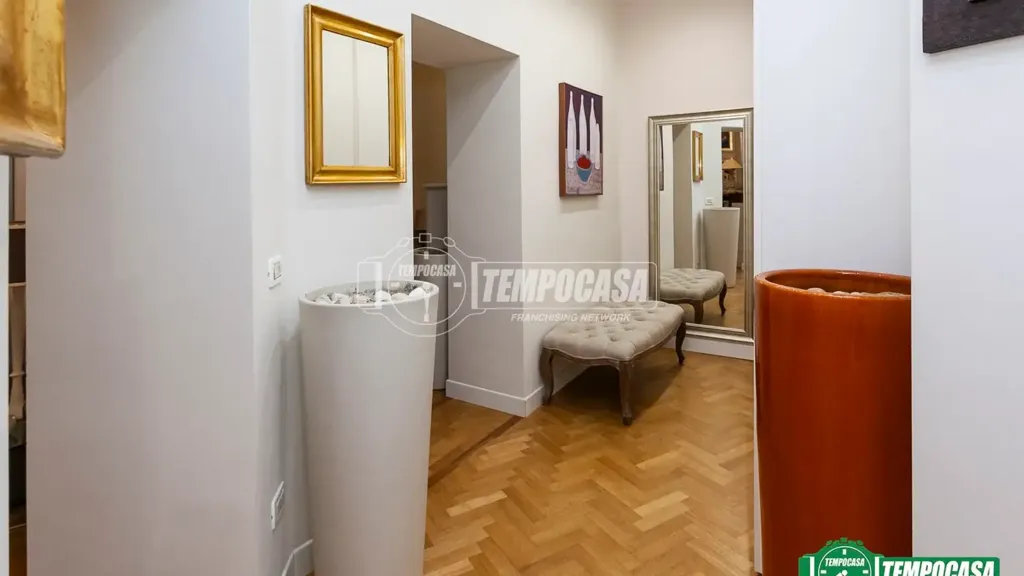 hallway_entrance